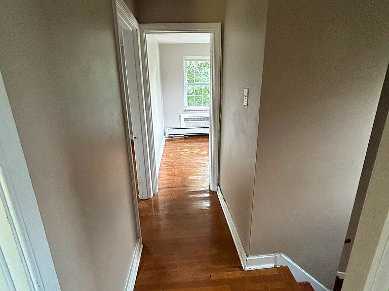 565 Kelso Rd — Photo 16