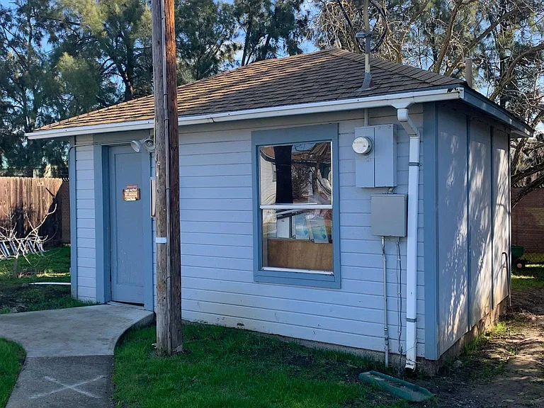 Laundry House