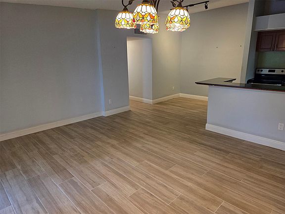 4th image of 10403 E Clairmont Circle #209