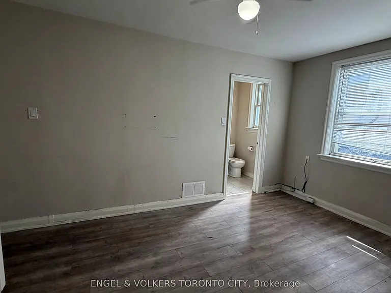 15191 Yonge St #2 — Photo 11