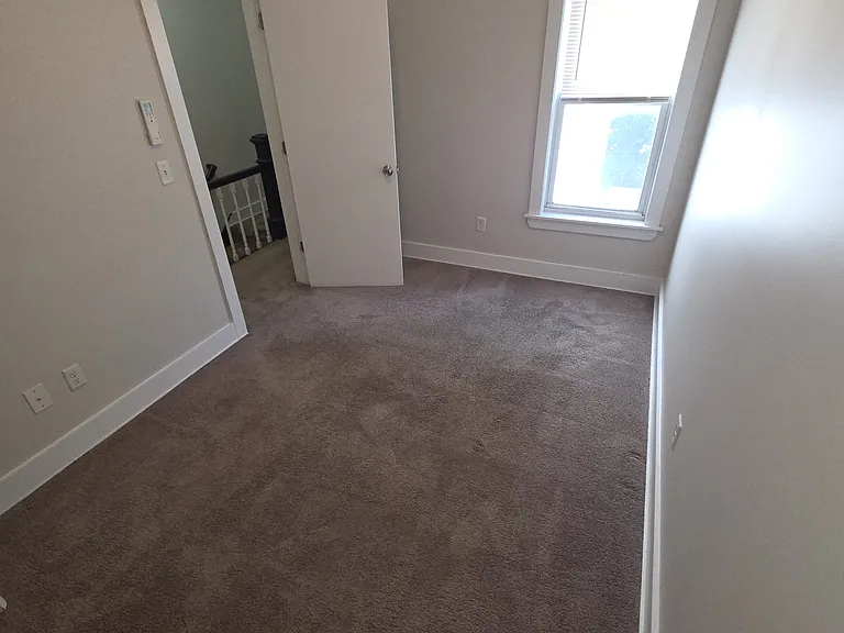 80 Newkirk St — Photo 12