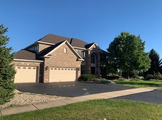 2848 McLellan Blvd, Yorkville, IL 60560