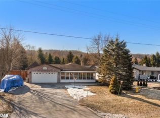 1965 Snow Valley Rd, Springwater, ON L9X0H3