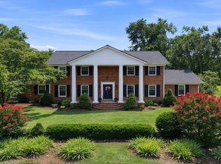 1004 Longview Dr, Hendersonville, TN 37075