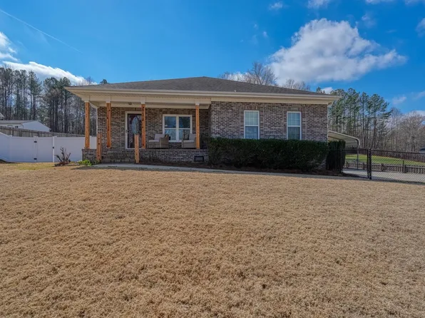 611 Pearson Town Rd, Moore, SC 29369