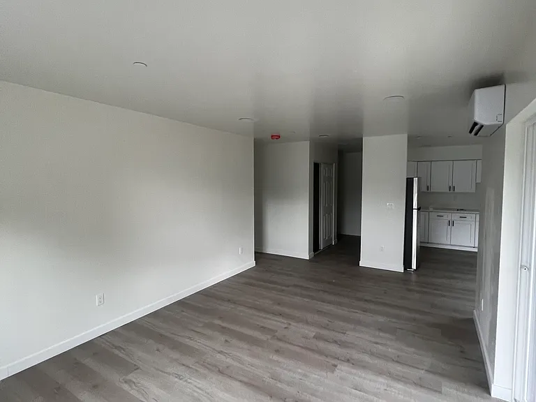 411 N 21st St #203 — Photo 23