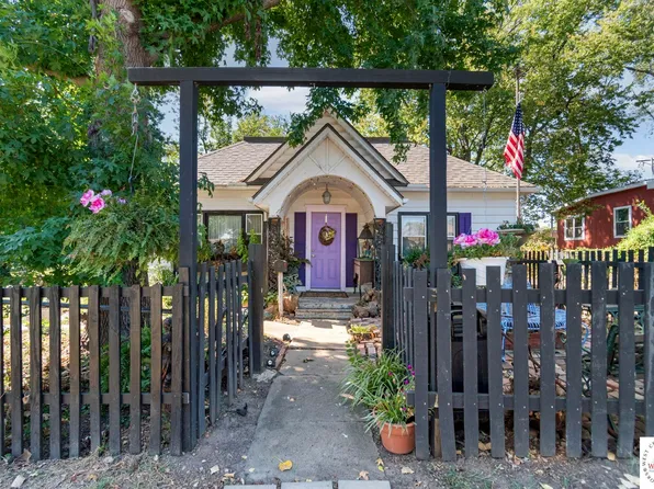318 W Clinton St, Clinton, MO 64735