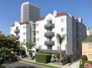 649.0 S Ridgeley Dr #302, Los Angeles, CA 90036