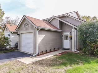 366 Beech Ct, Carol Stream, IL 60188