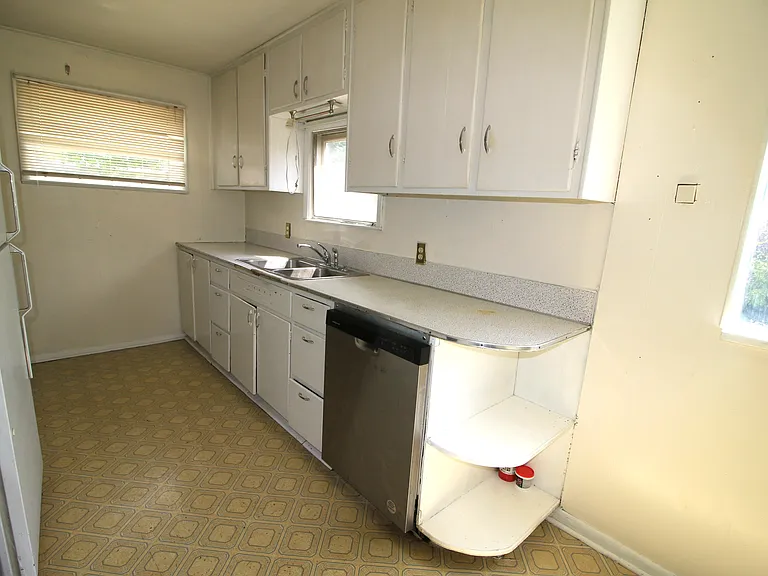 22445 Frontage Rd #C — Photo 7