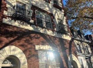 205 S 42nd St APT C1, Philadelphia, PA 19104