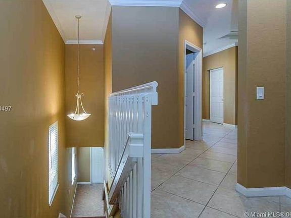 5th image of 1687 Passion Vine Cir