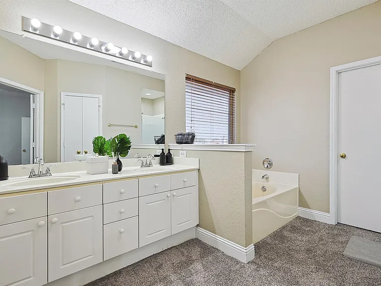 1000 Sagewood Ln — Photo 23