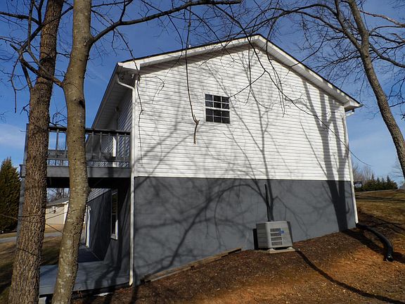 5th image of 111 Miranda Way