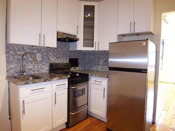 2nd image of 441 W 49th St APT 18