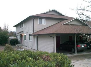 2054 Campus Dr APT 3, Medford, OR
