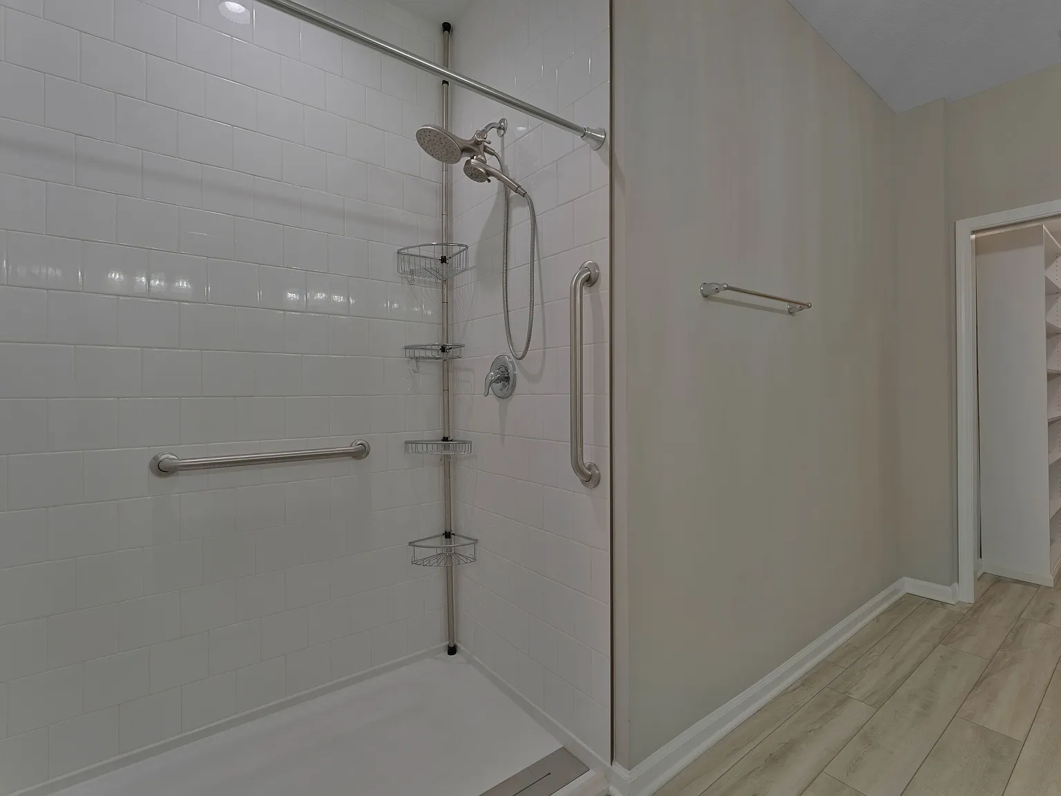 9264 Sharrott Road - 1 — Photo 4