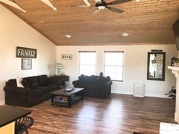 Open concept main floor