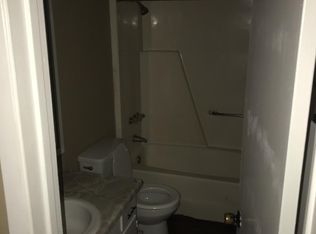 115 W Park St APT 13, Blossom, TX 75416