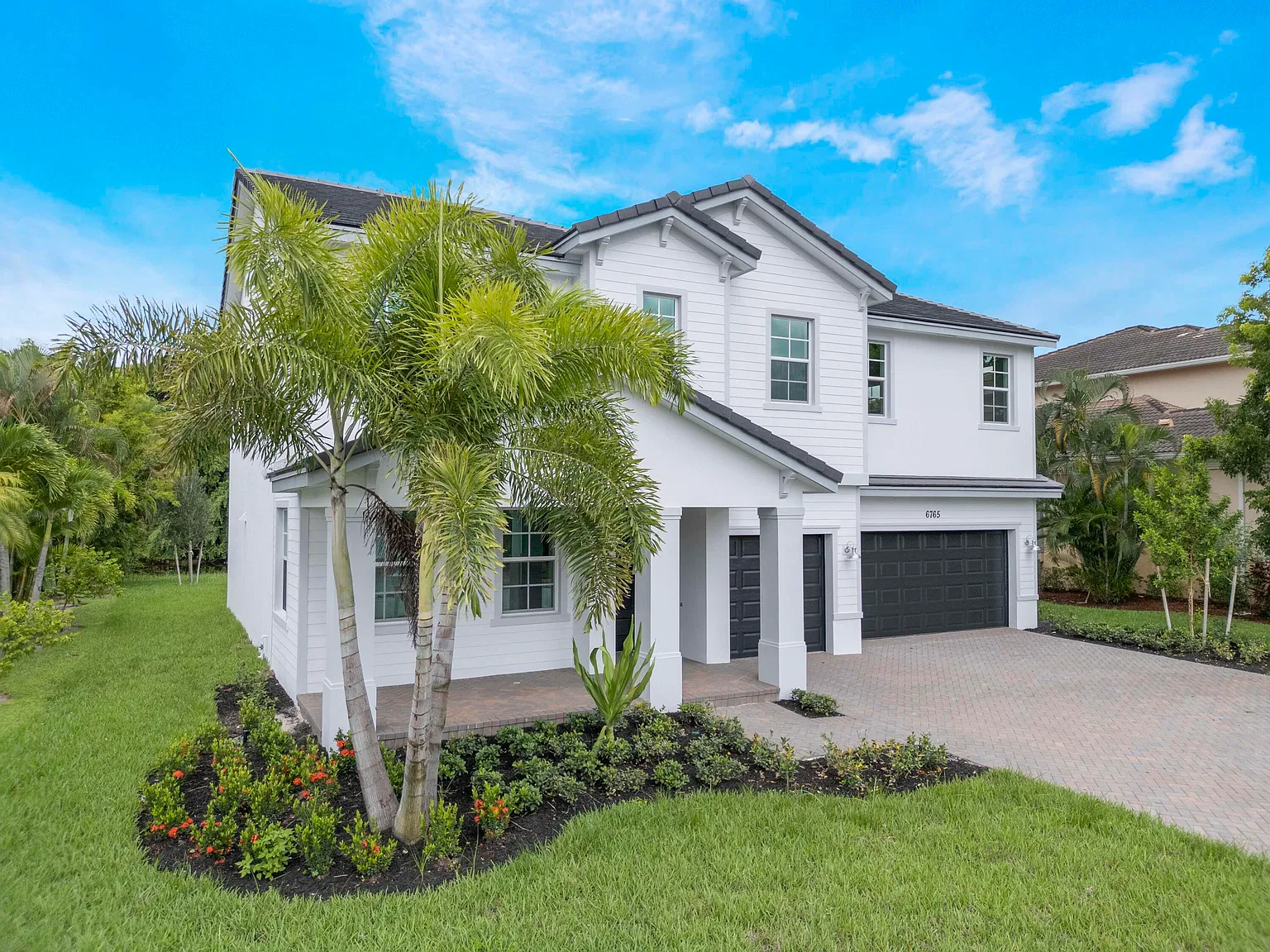5 bed, 4.0 bath, 3360 sqft, $6,775 — Photo 3