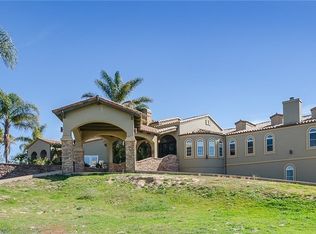 1956 Cambridge Way, Santa Maria, CA 93454