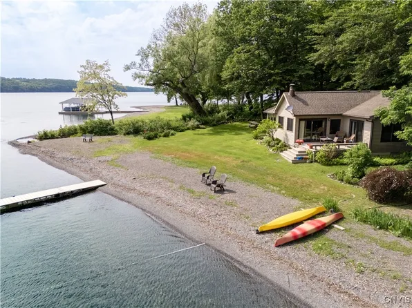 3271 Lanning Rd, Skaneateles, NY 13152