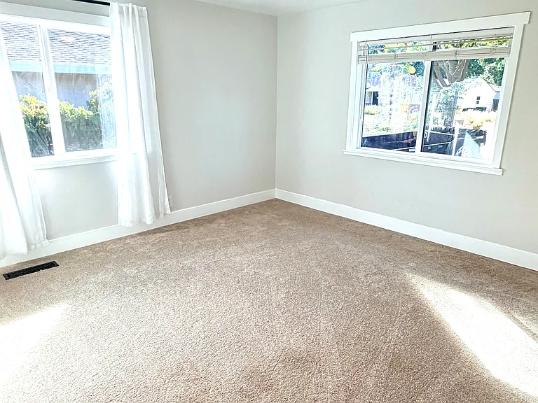 3590 Buena Vista Dr — Photo 22