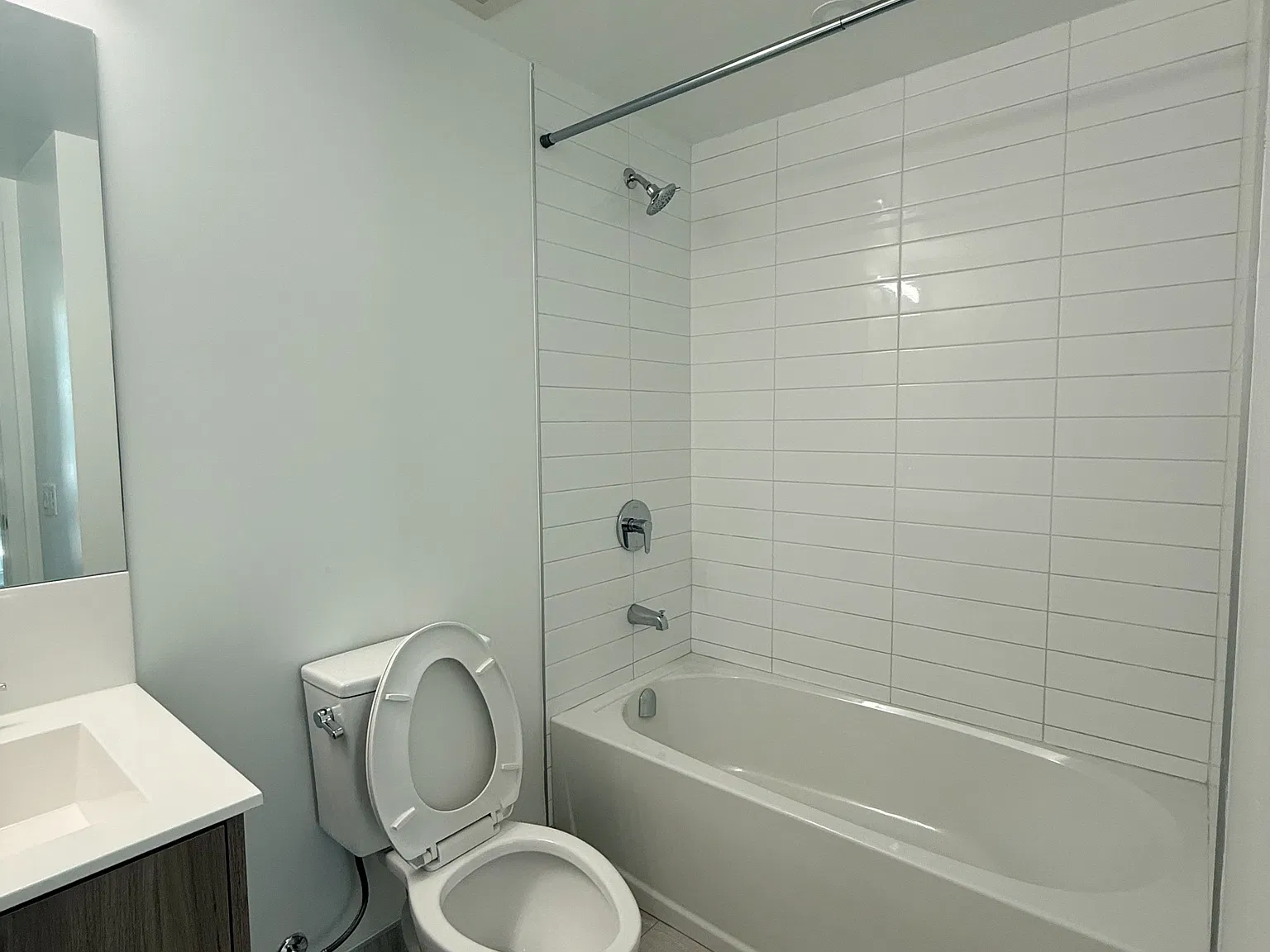 3 bed, $3,200 — Photo 4