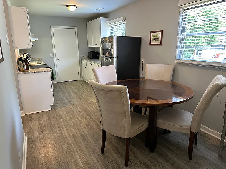 1523 W Robinhood Dr — Photo 6