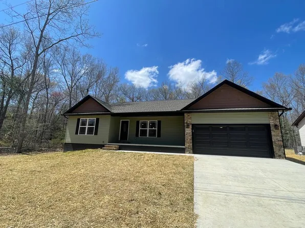 3115 Opalochee Dr, Crossville, TN 38572