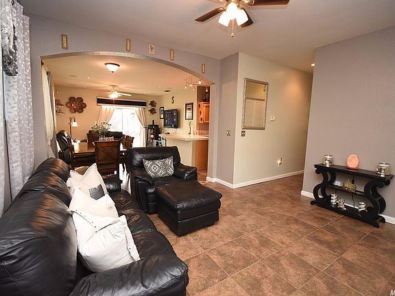 3rd image of 7916 Dersingham Dr