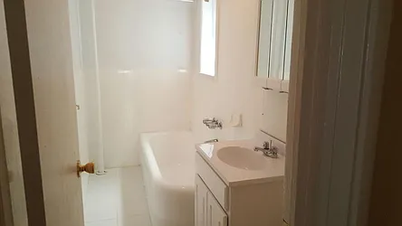 Rented by Edward Gugenheim, LREB