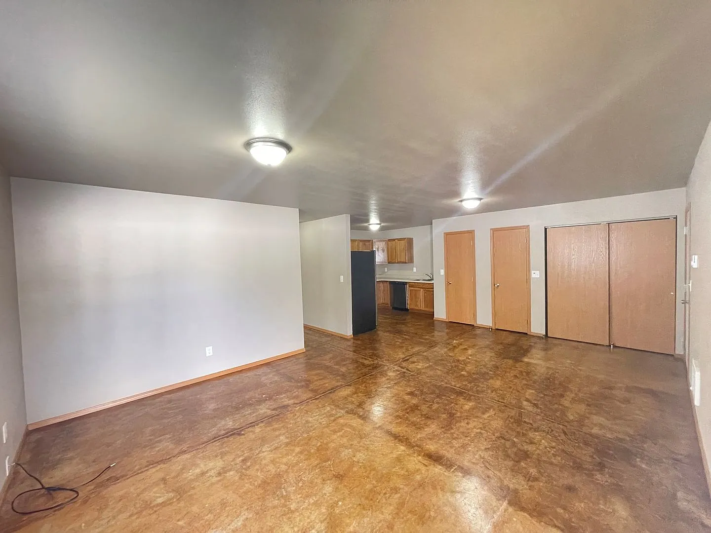 109 Pear Ct. — Photo 2