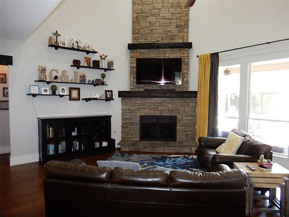 4th image of 2516 Royal Birkdale Dr