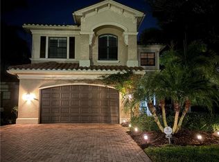 3402 Tigris Ln, Naples, FL 34119
