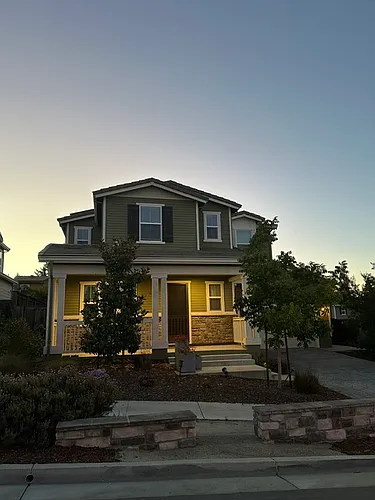 99 Jagla St Photo 1
