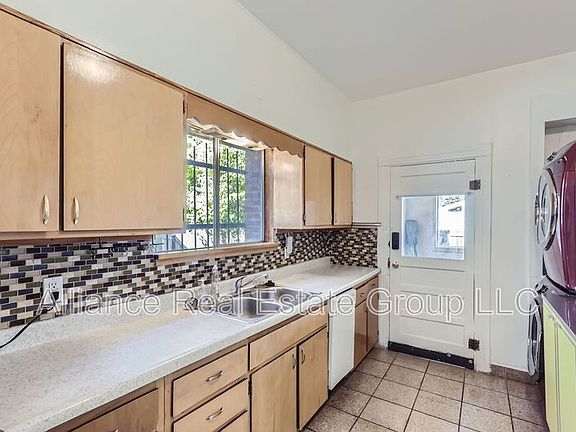 4th image of 39 W Byers Pl Unit 1