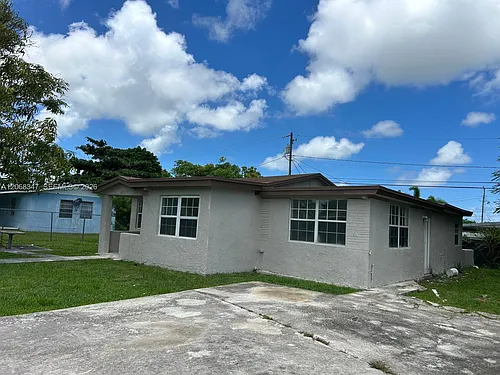 22116 SW 115th Ave Photo 1