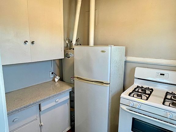 5th image of 109 University Ave APT 7