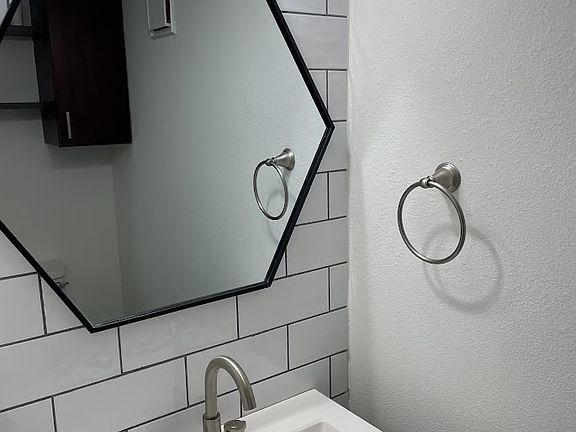 2nd image of 2018 W Rundberg Ln APT 16C