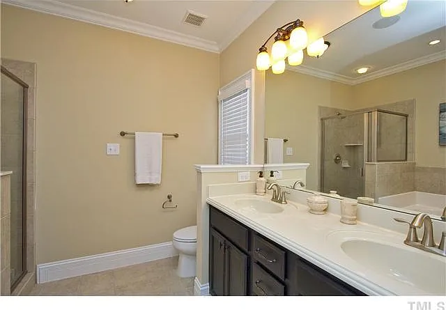 1032 Alemany St — Photo 11