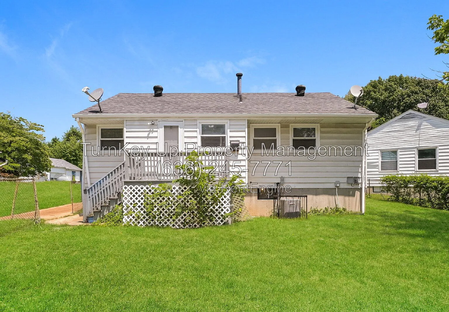 3 bed, 1.0 bath, 980 sqft, $1,300 — Photo 3
