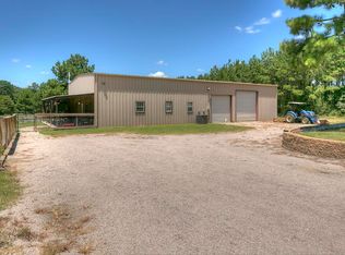 769 Big Woods Rd, New Waverly, TX 77358