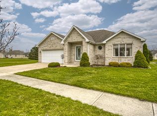 319 9th Cir SE, Demotte, IN 46310