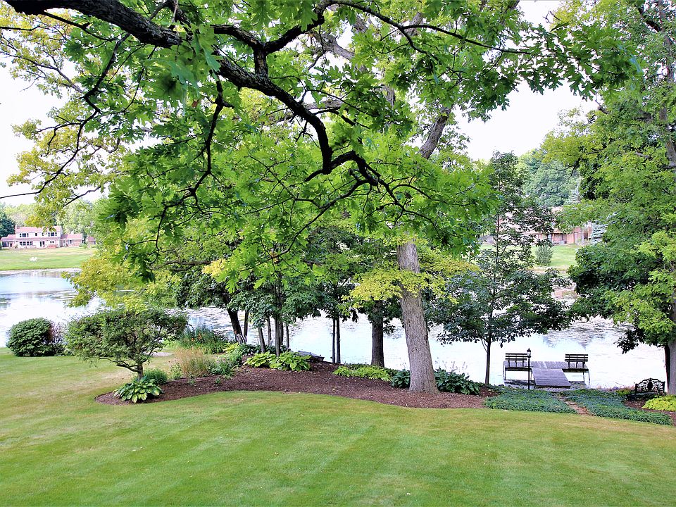 1st image of 16N690 Oaks Ln