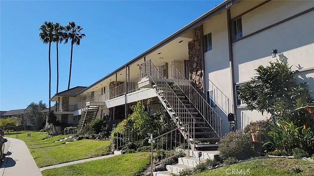 1 bed, 1117 sqft, $2,650 — Photo 1