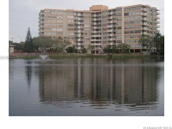 5th image of 1200 NE Miami Gardens Dr APT 711W