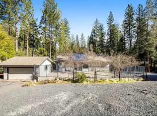 19926 Pine Mountain Dr, Groveland, CA 95321