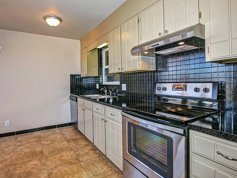 10065 W 35th Ave — Photo 9