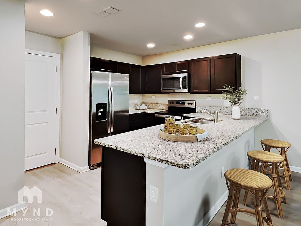 1st image of 12715 Camden Crossing Dr